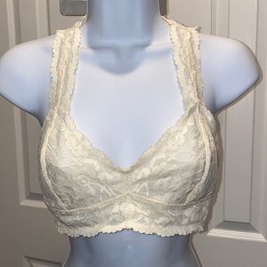 Women’s Free People creme lace bralet bra , size medium